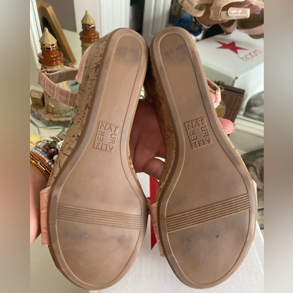 Naturalizer wedge sandals. Gently worn. - Picture 3 of 4